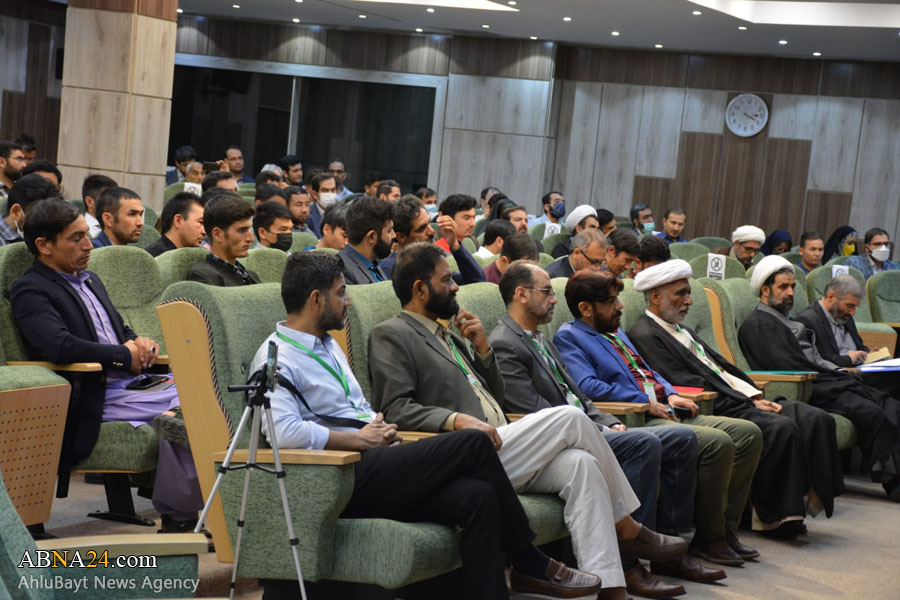 Une conférence internationale discute de la pensée morale de l'imam Khomeiny