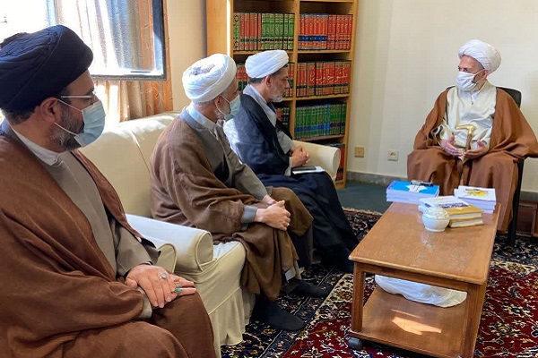 Introducing great Islamic figures essential: Ayatollah Sobhani