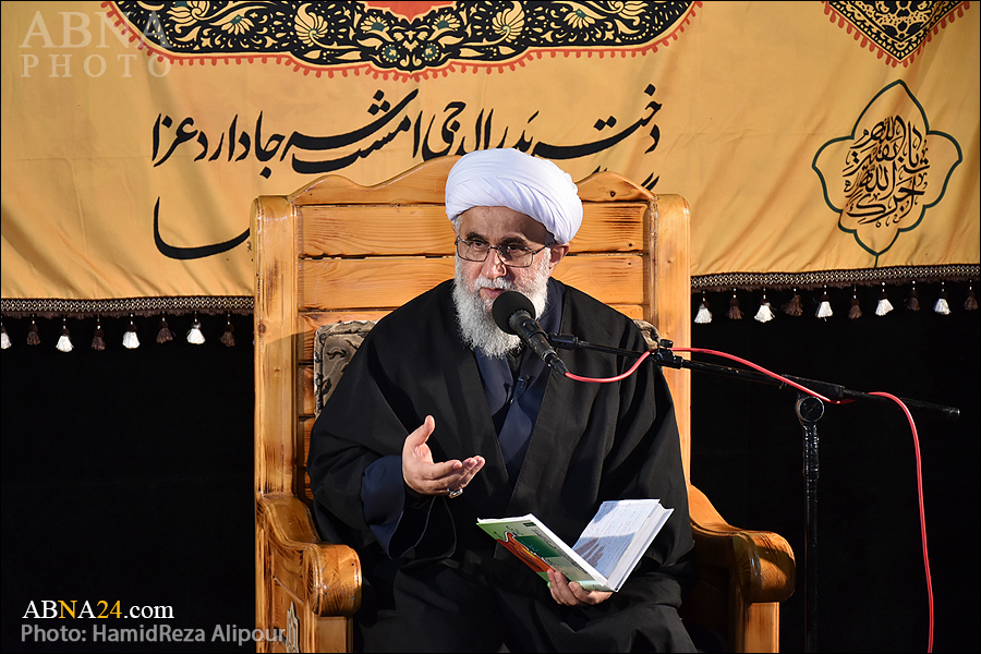 People, society who adhere to Islamic rules will be honored: Ayatollah Ramazani