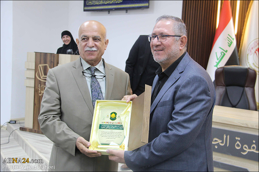 Photos: Giving awards at the closing ceremony of the 6th Arbaeen Pilgrimage Seminar
