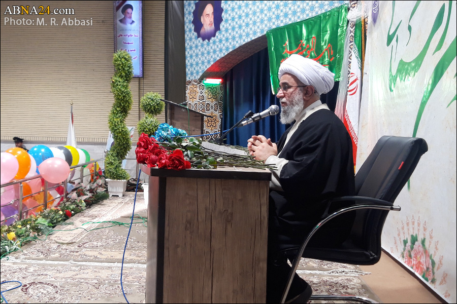 Martyrs in Holy Defense were students of Imam Khomeini’s school: Ayatollah Ramazani