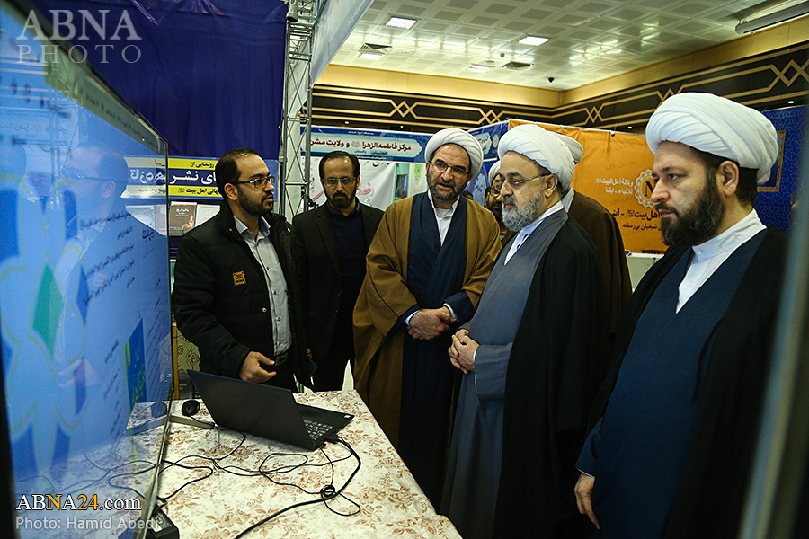 Photos: Secretary General of the World Forum for Proximity of Islamic Schools visited Lights of Guidance exhibition