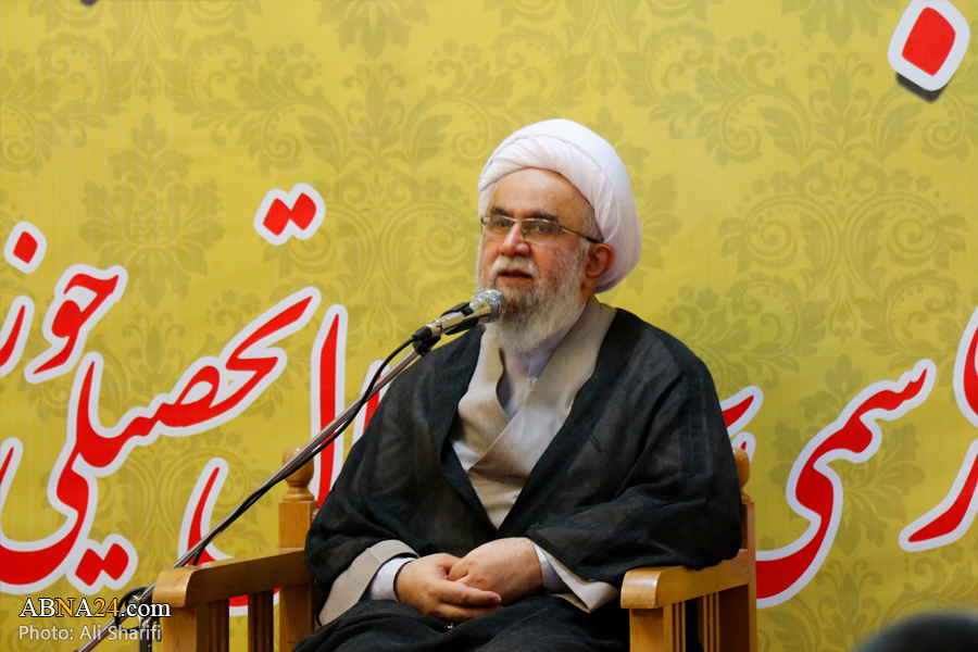 Photos: Ceremony of beginning of academic year of Majd Al Dawla seminary with presence of Ayatollah Ramazani