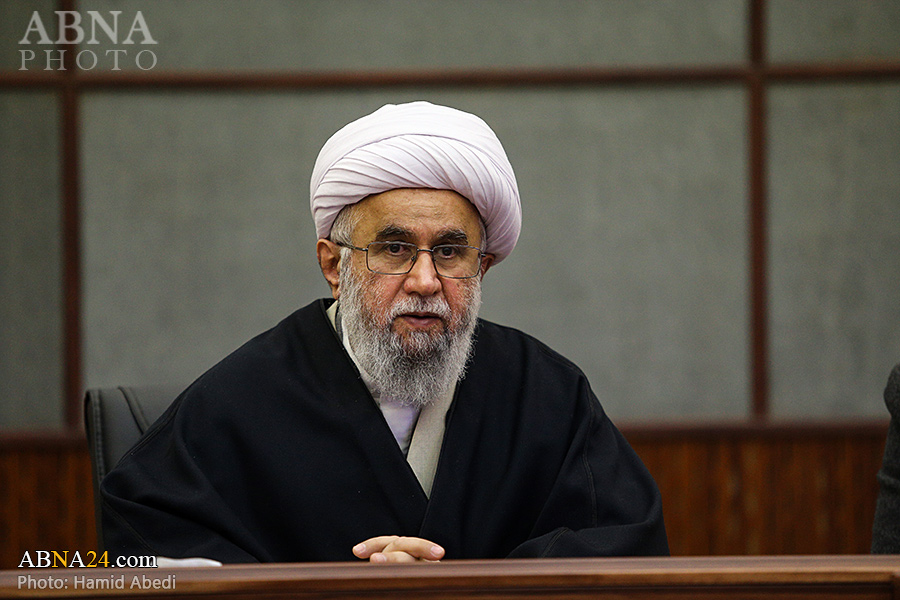 Thanks to the blessing of the Islamic Revolution Iran became outstanding in history: Ayatollah Ramazani