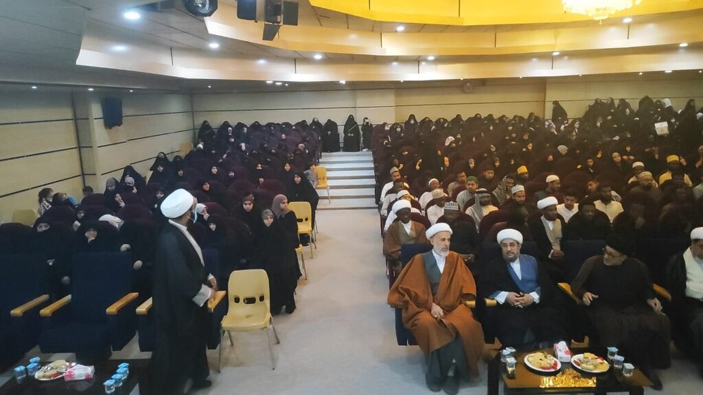 گزارش تصویری | همایش «امام حسن(ع) و رهبری حکیمانه» در شهر نجف اشرف