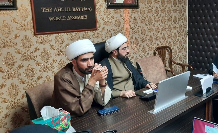 هر کسی که آزاده است باید در راه فلسطین قدم بردارد