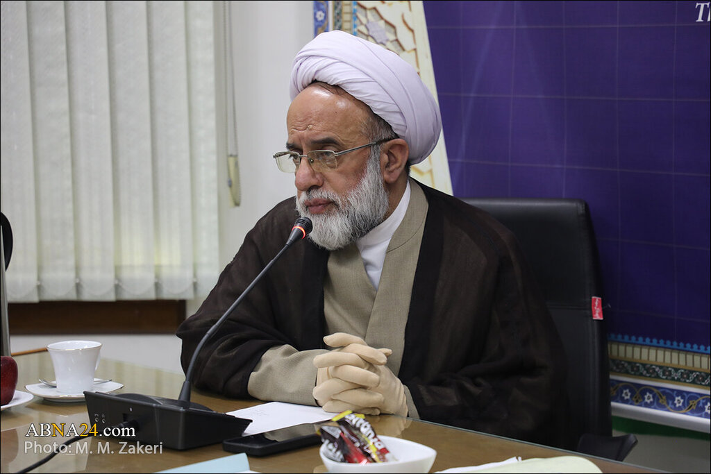 نماینده سابق ولی‌فقیه در هند در مجمع جهانی اهل‌بیت(ع) تکریم شد/ مهدوی‌پور: مقام معظم رهبری، رابطه با هند را راهبردی می‌دانند