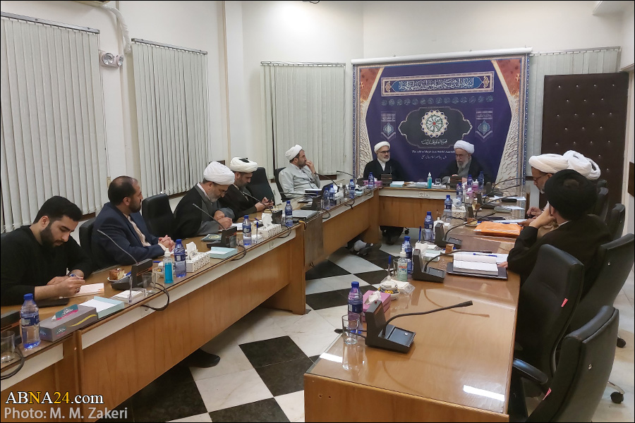 Photos: The President of the Islamic Sciences and Culture Academy met with Ayatollah Ramazani
