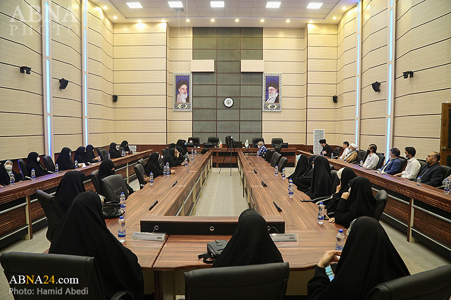 Photos: Conference “The position of Shiite women in Imam Khomeini's intellectual system” held in Qom