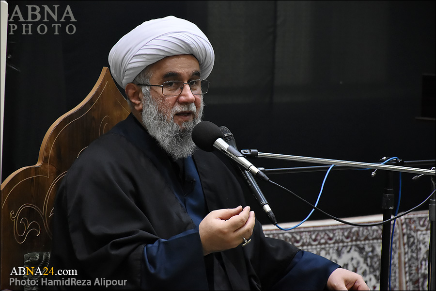 آیت‌الله رمضانی: دنیای غرب درصدد مادی تربیت‌کردن انسان‌هاست