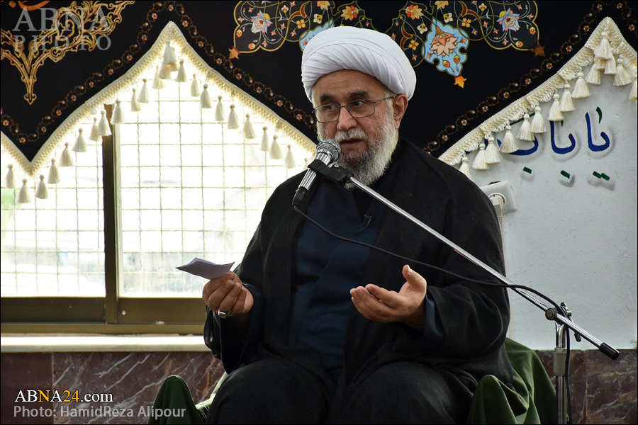 Seminary must be demanding in religious, cultural fields: Ayatollah Ramazani