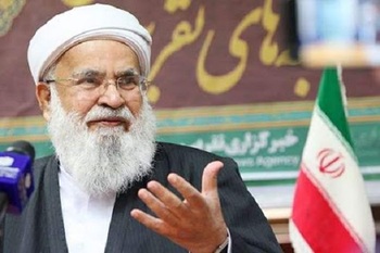 Ayatollah Khosroshahi very far-sighted, patient man: Molawi shaq Madani