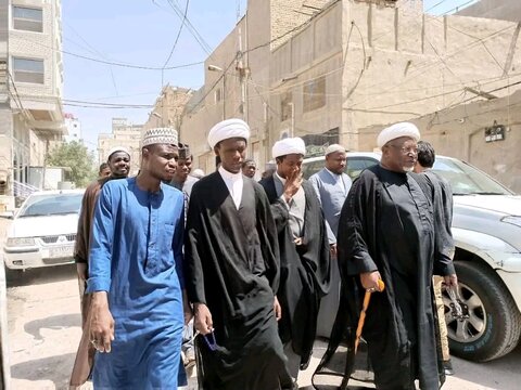Prominent Shiite scholar from West Africa as pilgrim in Iraq