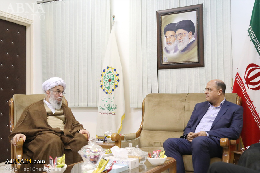 Photos: President of the Islamic University of Lebanon met with Ayatollah Ramazani