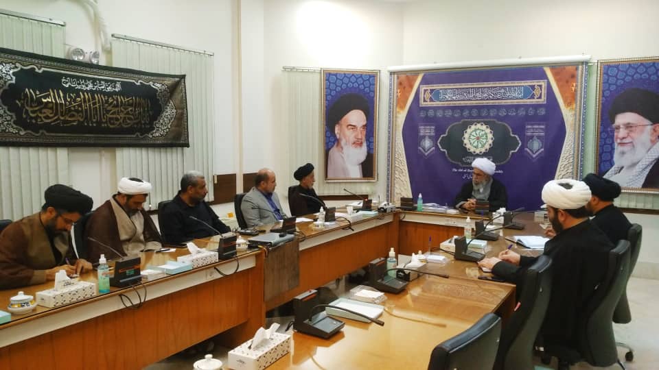 Islamic spirituality, responsible, anti-tyranny/ Shrine defender commanders, our most proud commanders: Ayatollah Ramazani