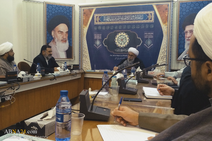 Photos: Secretary-General of the World Center for Shiite Studies met with Ayatollah Ramazani