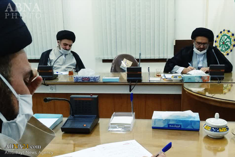 Photos: Head of Hawzah International Relation Department meets with Ayatollah Ramazani