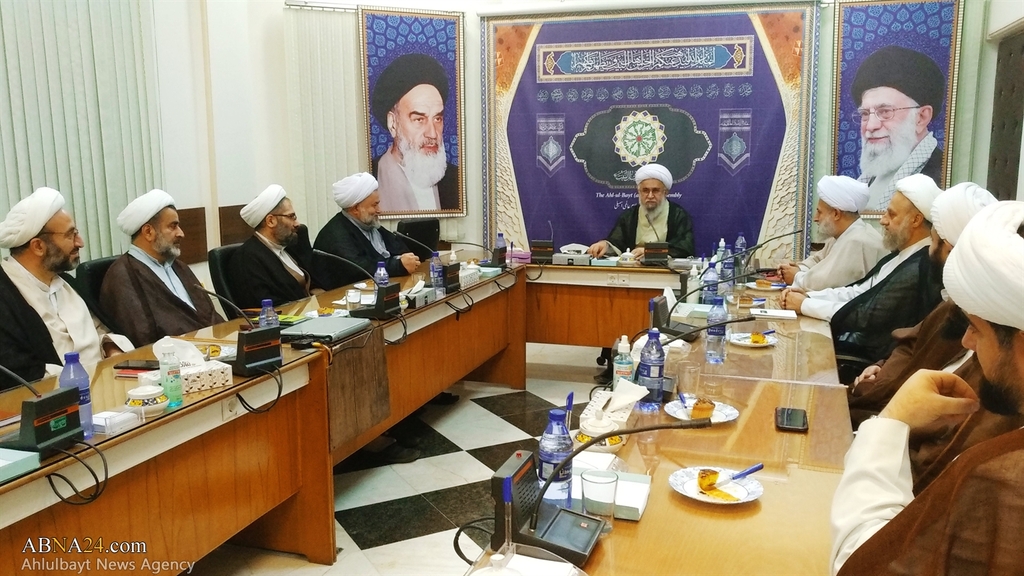 Seminaries should be at the level as Imam Sadeq’s (a.s.) School/People of Gilan pioneers in resistance and religiosity: Ayatollah Ramazani