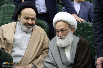 دیدار دو عضو شورای عالی مجمع جهانی اهل‌بیت(ع) در حاشیه مراسم بزرگداشت انقلاب مردم بحرین
